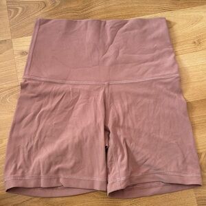 Aritzia TNA shorts